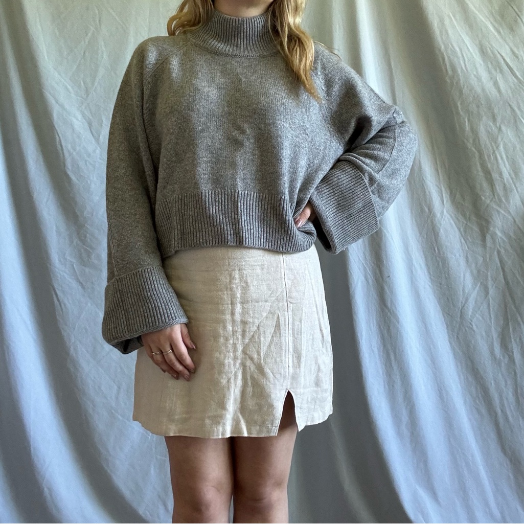 Reformation Garrett Cashmere Cropped Turtleneck Sweater